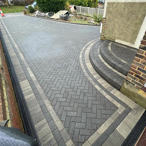 Pick a Block Paving driveway specialists